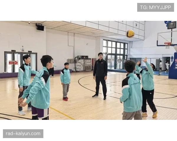 教育动态：NBA与院校合作推出青少年防守训练营，重点传授合法压迫技巧